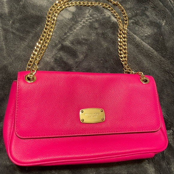 Michael Kors Bags Michael Kors Leather Purse With Gold Hardware